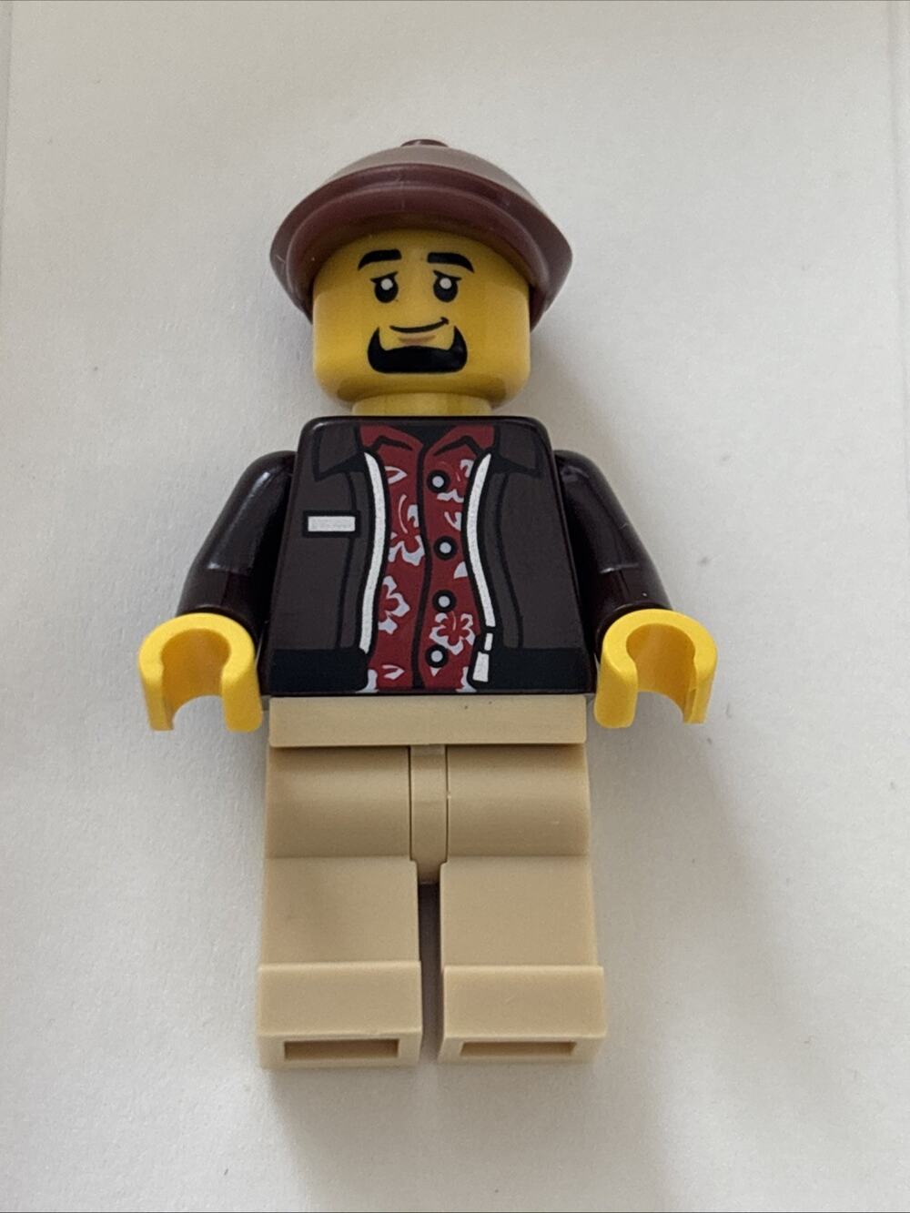 Lego Taxi Driver Minifigure #cty1953 Set #60487 Yellow Taxi Brand New